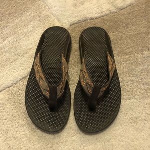 Chaco flip flops